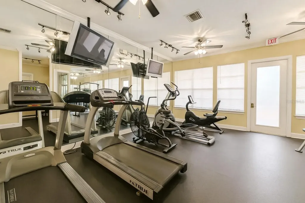 4877 NW 42nd Road Gainesville FL 32606