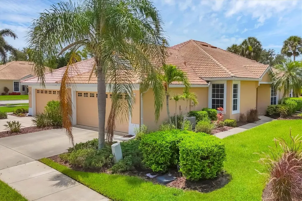 4841 Whispering Oaks Drive North Port FL 34287