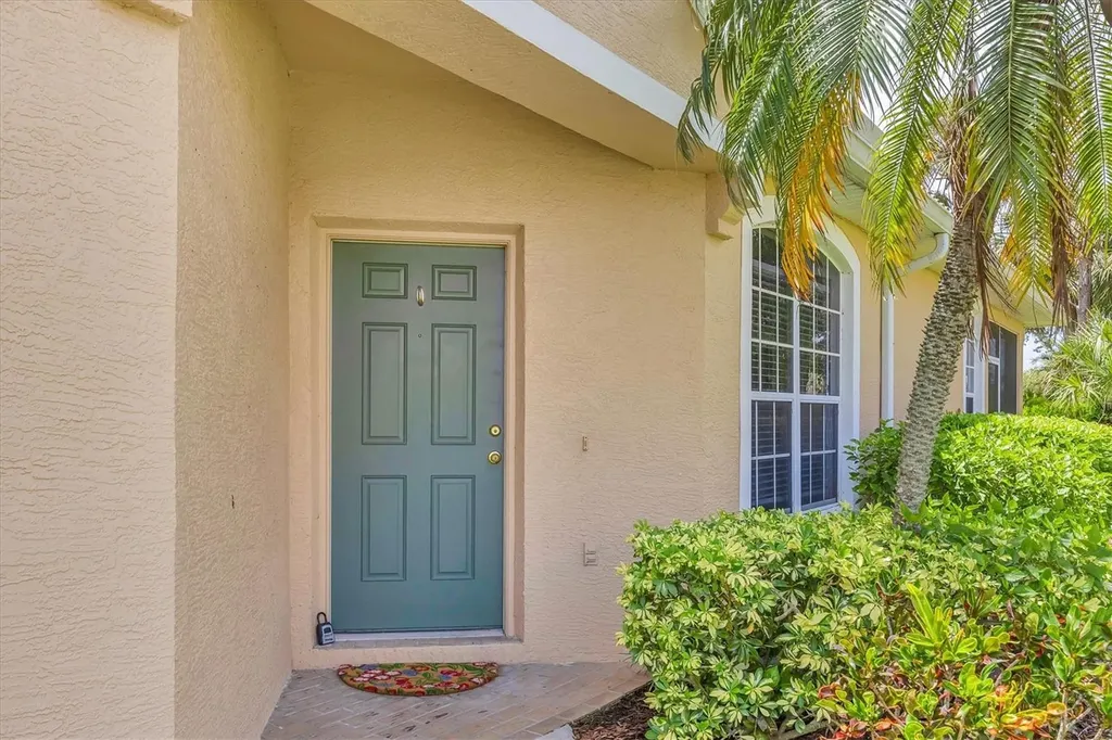 4841 Whispering Oaks Drive North Port FL 34287