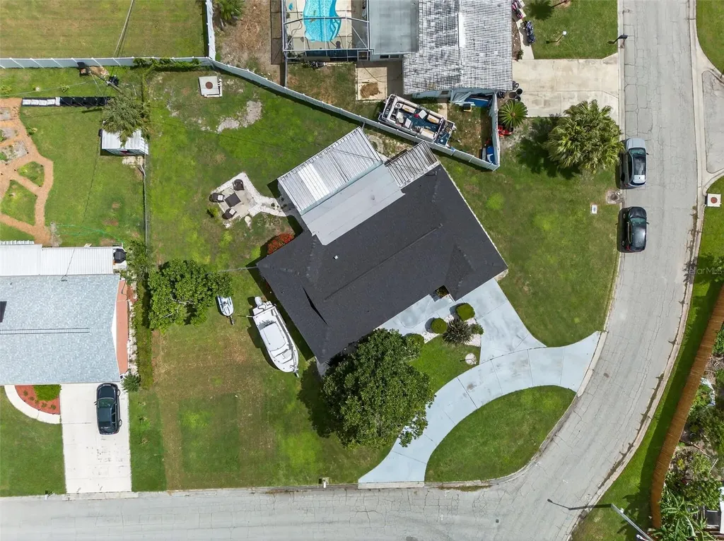 807 Melody Lane Bradenton FL 34207