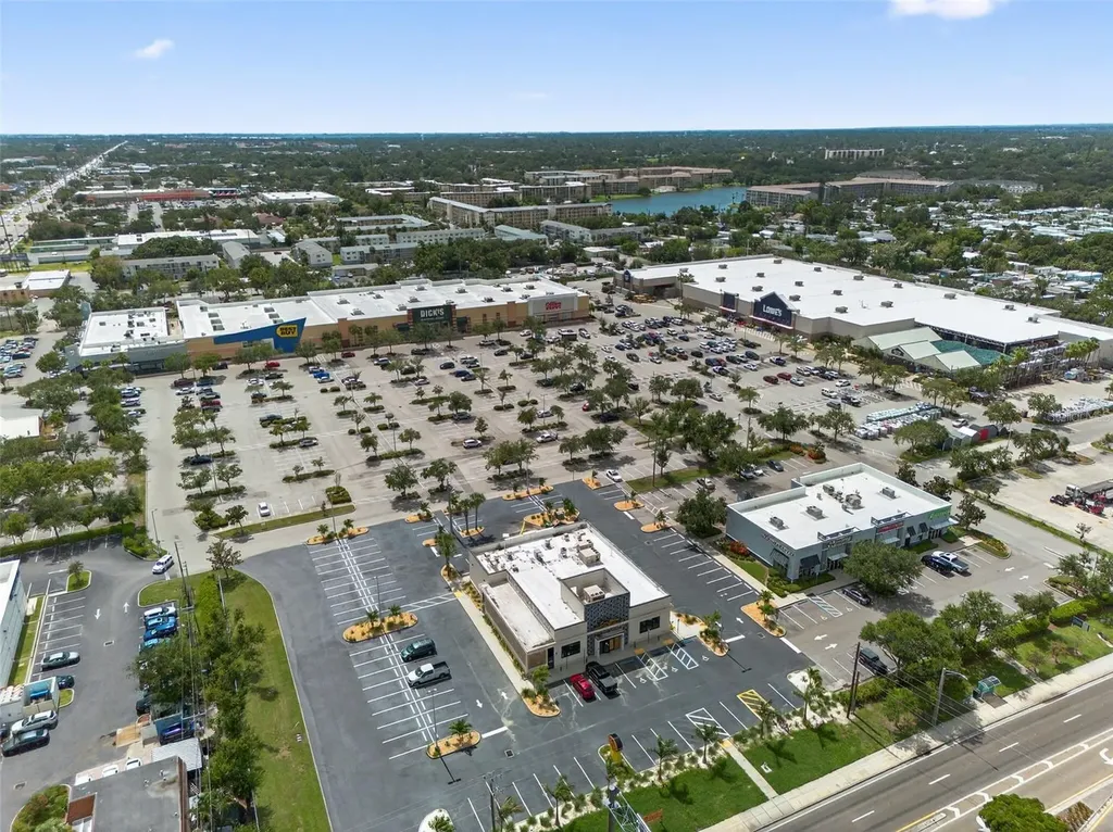807 Melody Lane Bradenton FL 34207