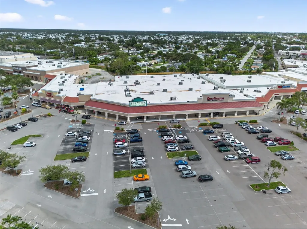 807 Melody Lane Bradenton FL 34207