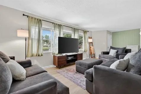 807 Melody Lane Bradenton FL 34207