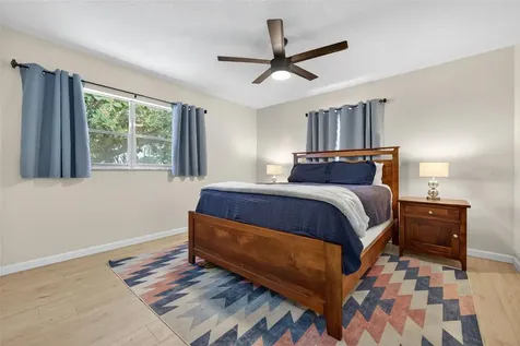 807 Melody Lane Bradenton FL 34207