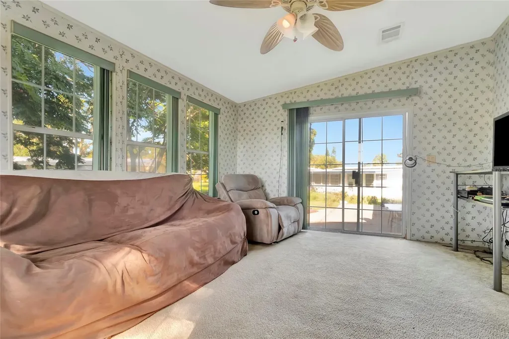 1128 Forest Lane Tavares FL 32778