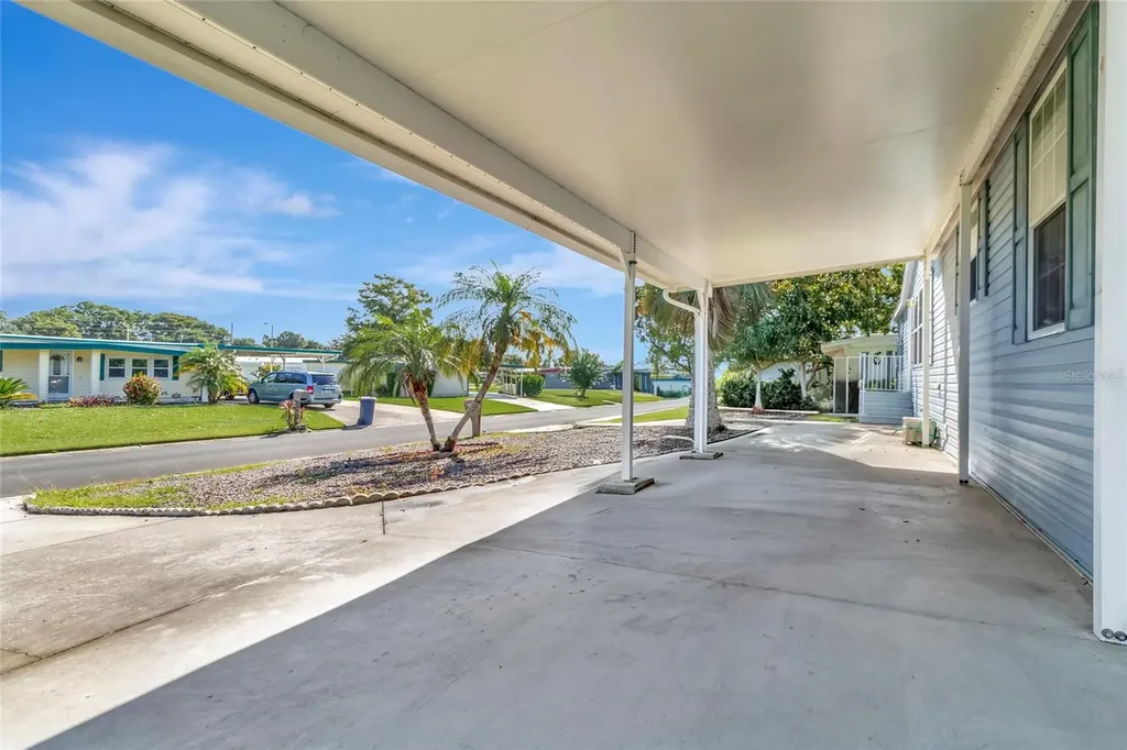 1128 Forest Lane Tavares FL 32778