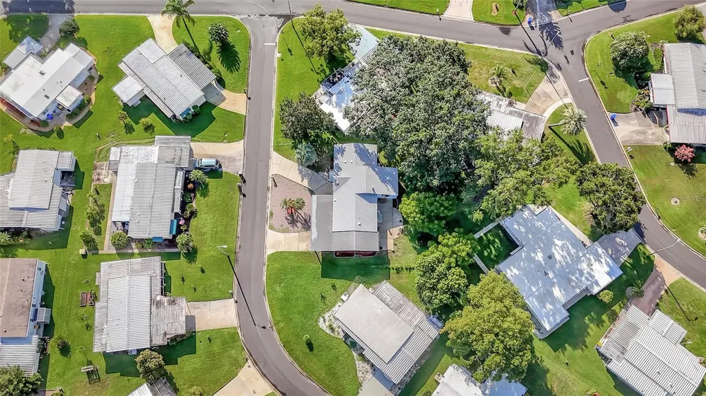 1128 Forest Lane Tavares FL 32778