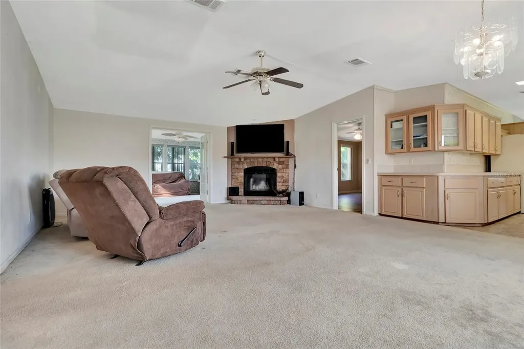 1128 Forest Lane Tavares FL 32778