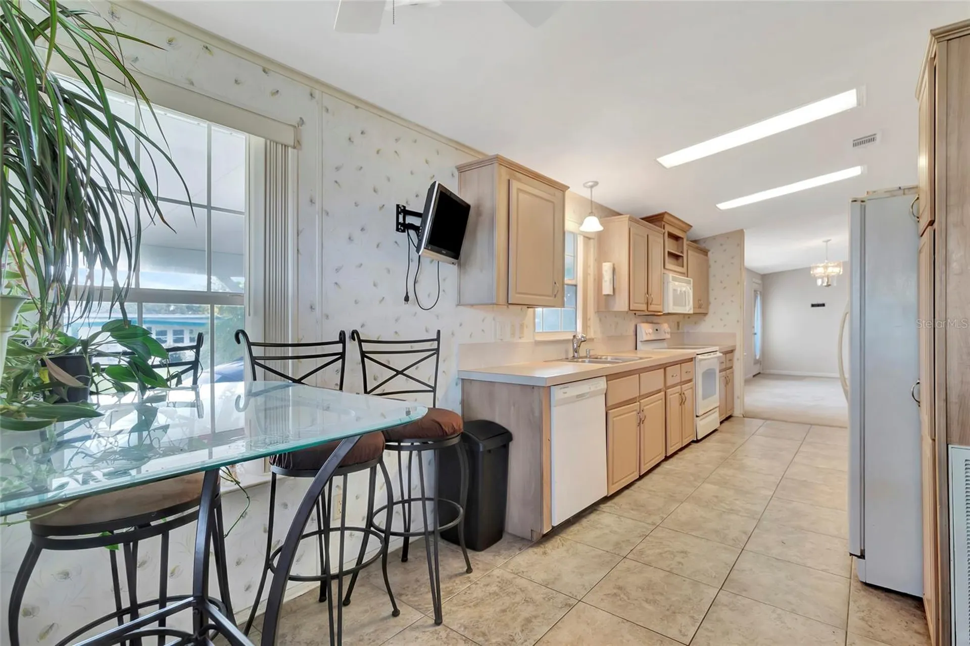 1128 Forest Lane Tavares FL 32778