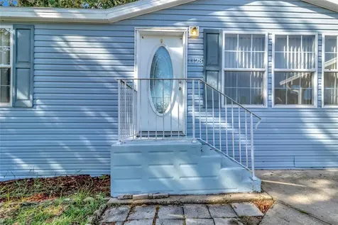 1128 Forest Lane Tavares FL 32778