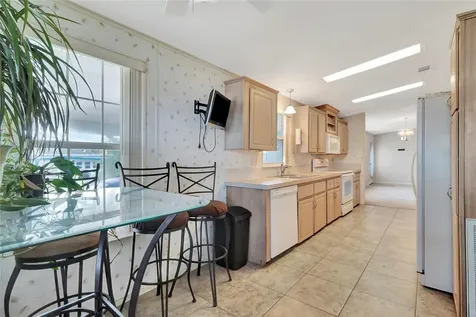 1128 Forest Lane Tavares FL 32778