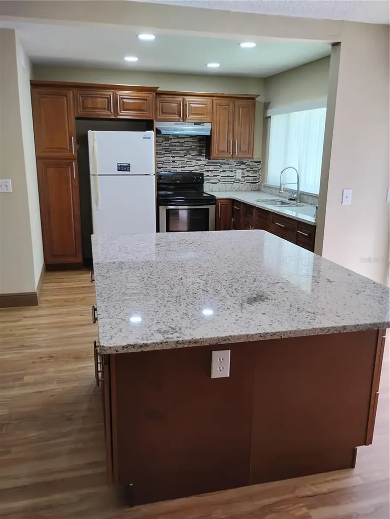 11721 Raintree Drive Tampa FL 33617