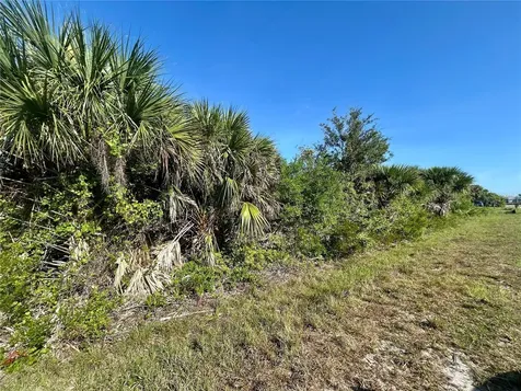 10039 Alvarez Street Port Charlotte FL 33981