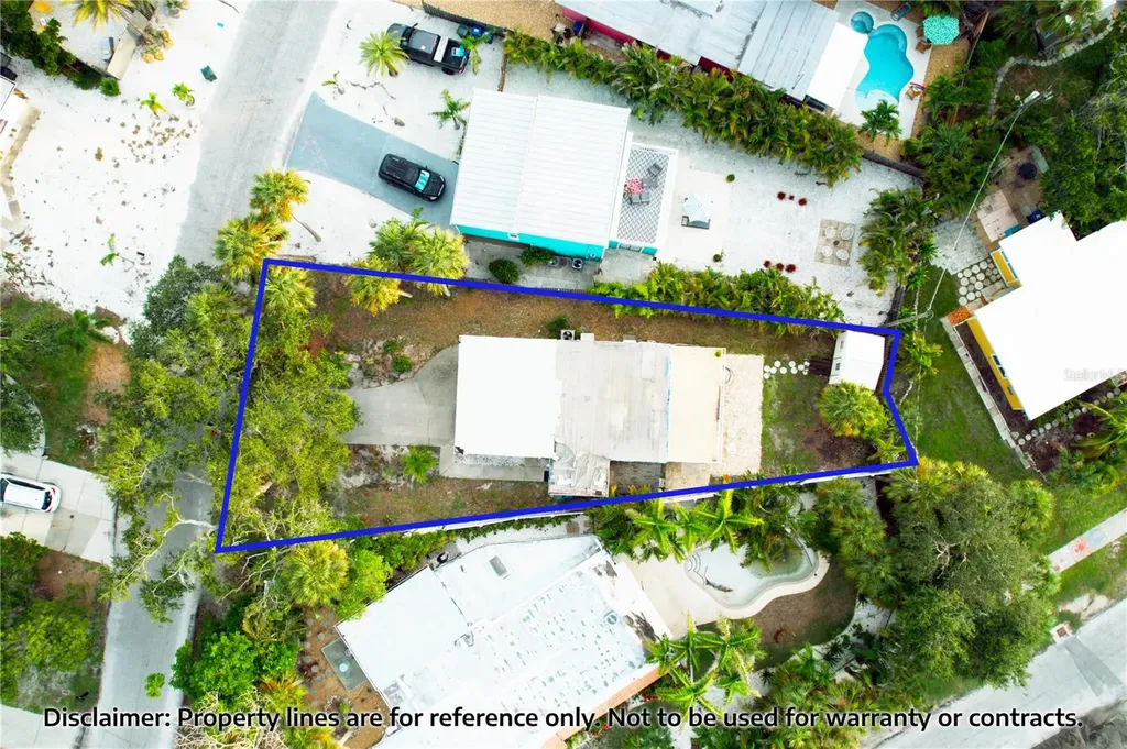 643 Calle De Peru Sarasota FL 34242