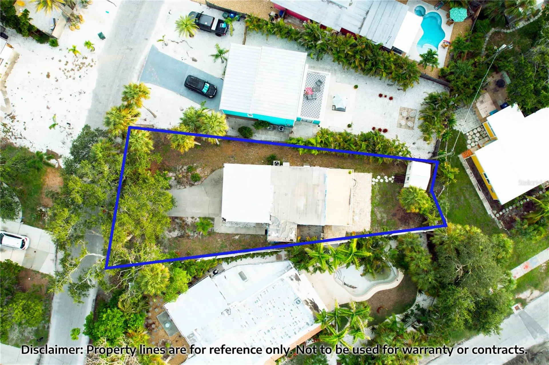 643 Calle De Peru Sarasota FL 34242