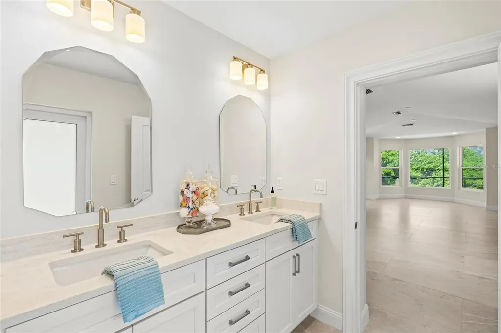 5012 Higel Avenue Sarasota FL 34242