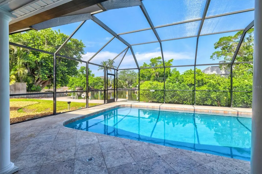 5012 Higel Avenue Sarasota FL 34242