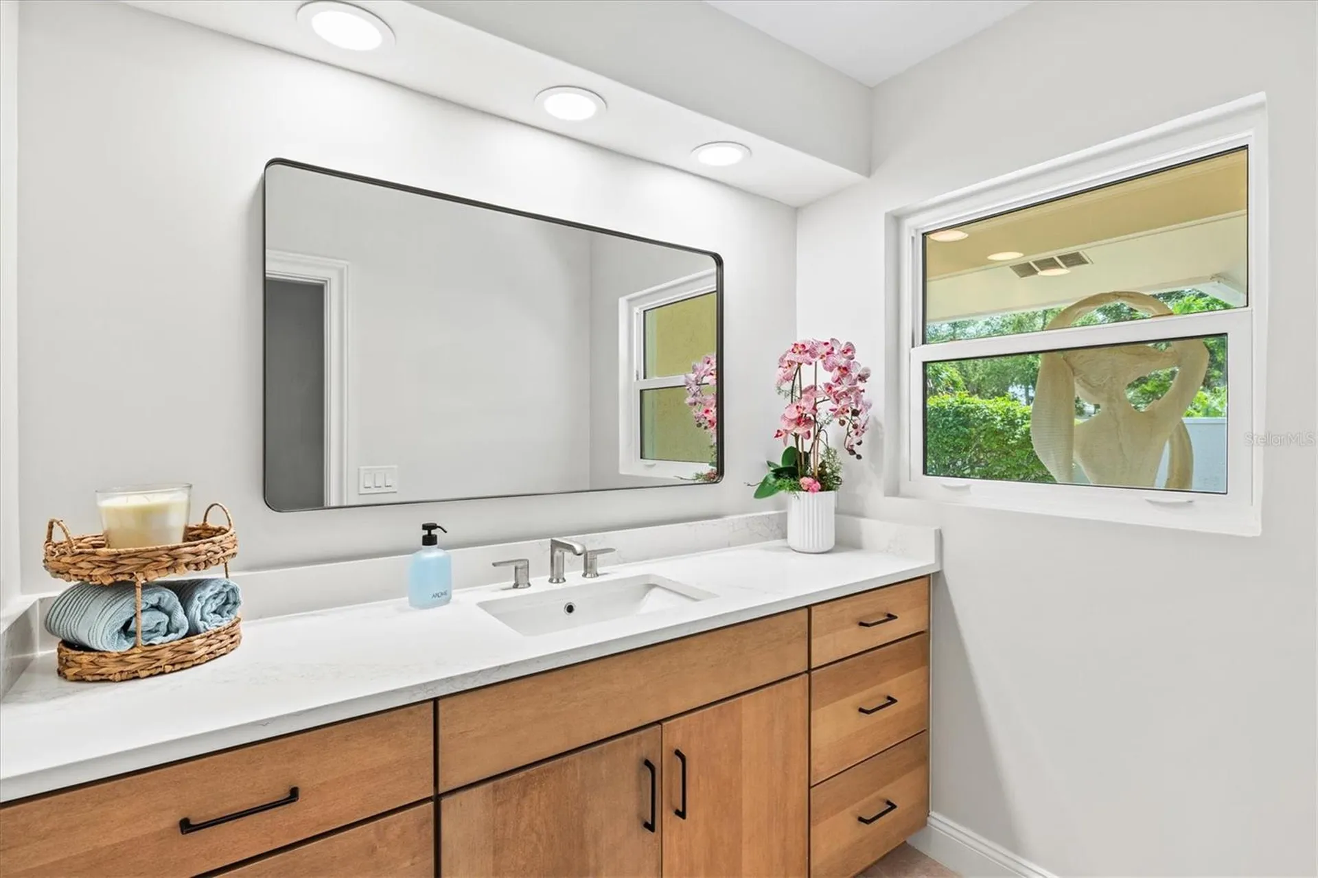 5012 Higel Avenue Sarasota FL 34242
