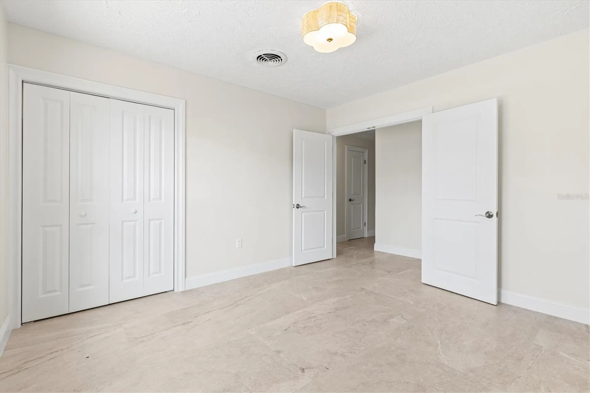 5012 Higel Avenue Sarasota FL 34242