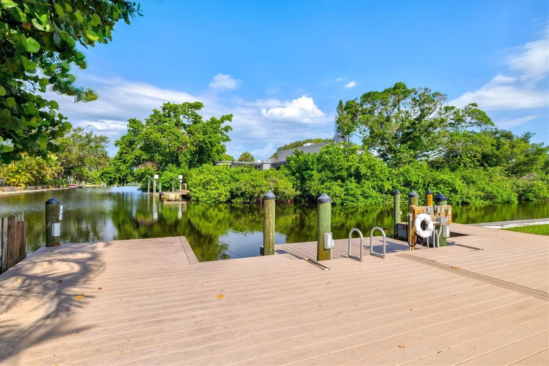 5012 Higel Avenue Sarasota FL 34242