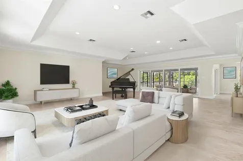 5012 Higel Avenue Sarasota FL 34242