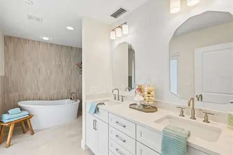 5012 Higel Avenue Sarasota FL 34242