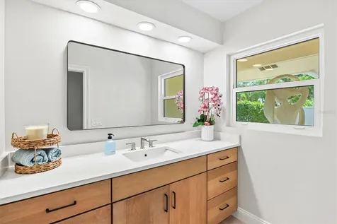 5012 Higel Avenue Sarasota FL 34242