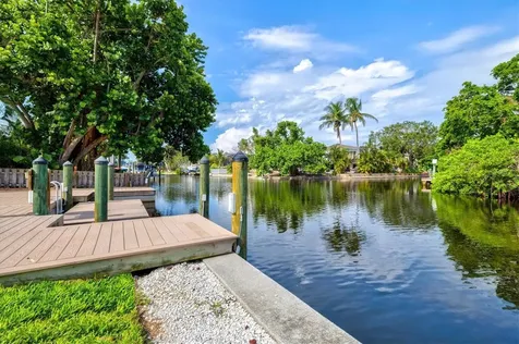 5012 Higel Avenue Sarasota FL 34242