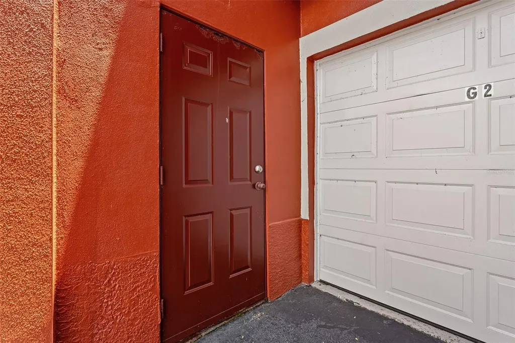 9042 Lake Chase Island Way Tampa FL 33626