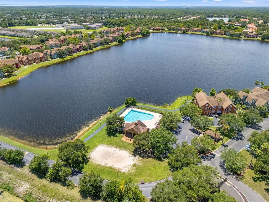 9042 Lake Chase Island Way Tampa FL 33626