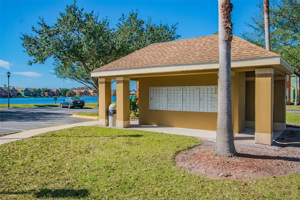 9042 Lake Chase Island Way Tampa FL 33626