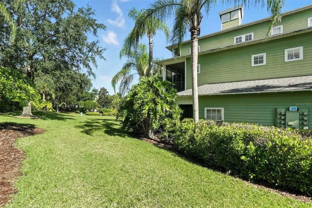 809 Gran Bahama Boulevard Davenport FL 33897