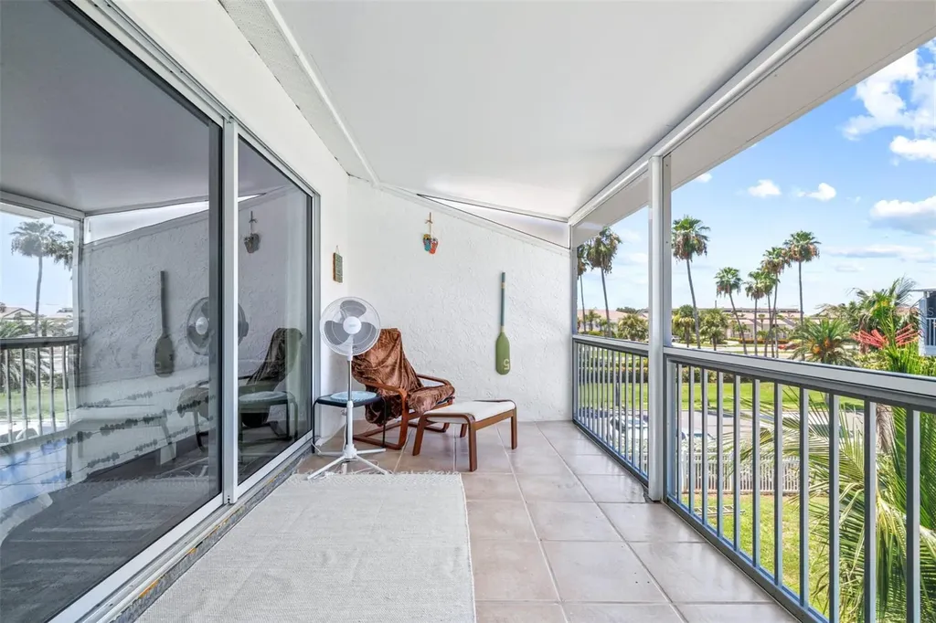 751 Pinellas Bayway S Tierra Verde FL 33715