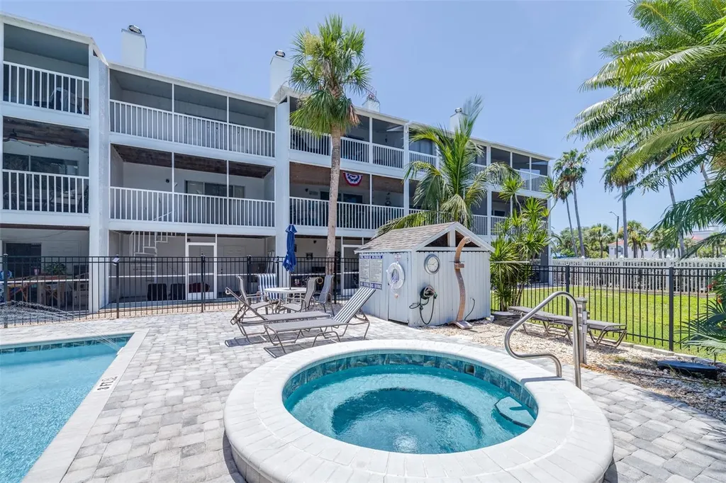 751 Pinellas Bayway S Tierra Verde FL 33715