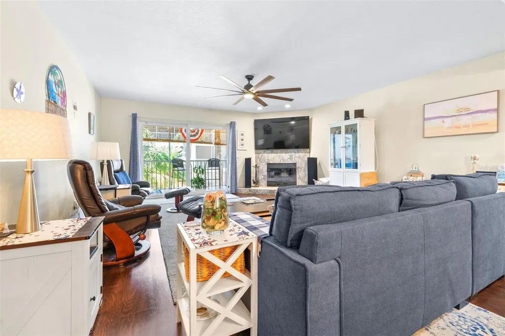 751 Pinellas Bayway S Tierra Verde FL 33715