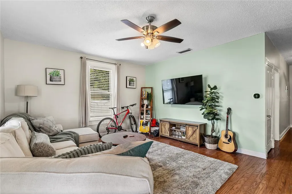 7304 N Dixon Avenue Tampa FL 33604