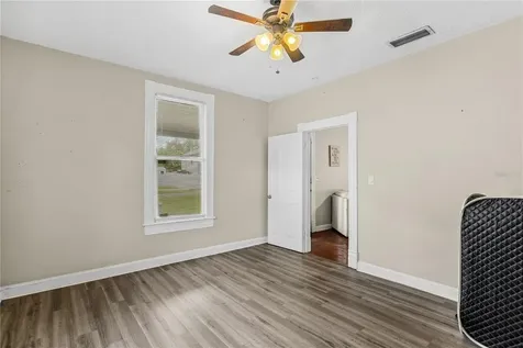 7304 N Dixon Avenue Tampa FL 33604