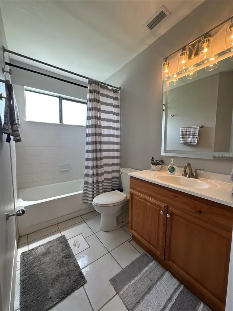 9502 Darien Avenue Orlando FL 32817