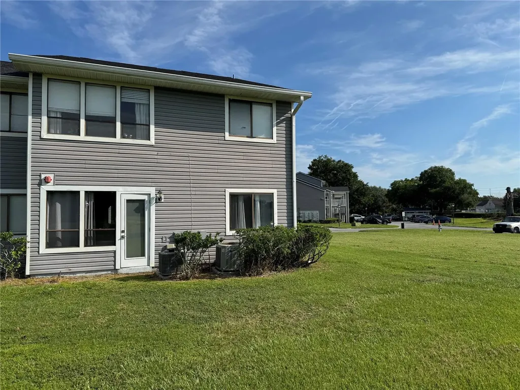 9502 Darien Avenue Orlando FL 32817