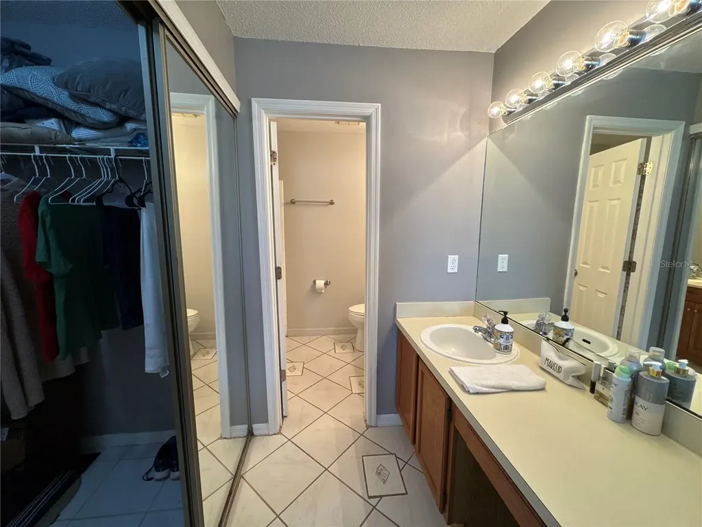 9502 Darien Avenue Orlando FL 32817