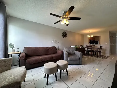9502 Darien Avenue Orlando FL 32817