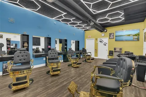 123 W Main Street Apopka FL 32703