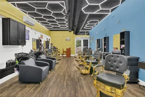 123 W Main Street Apopka FL 32703