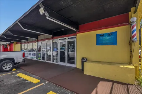 123 W Main Street Apopka FL 32703