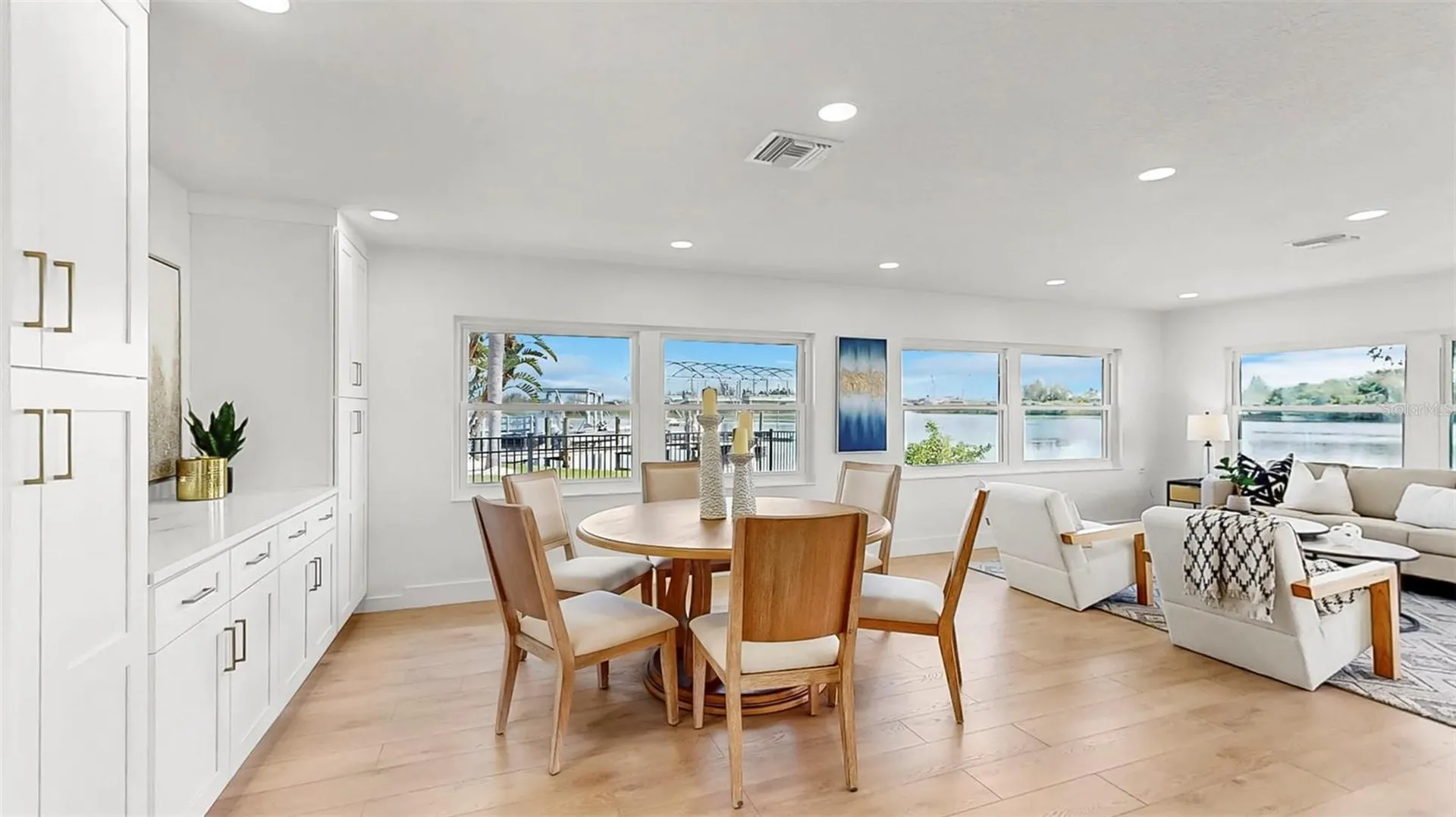 424 Doric Court Tarpon Springs FL 34689