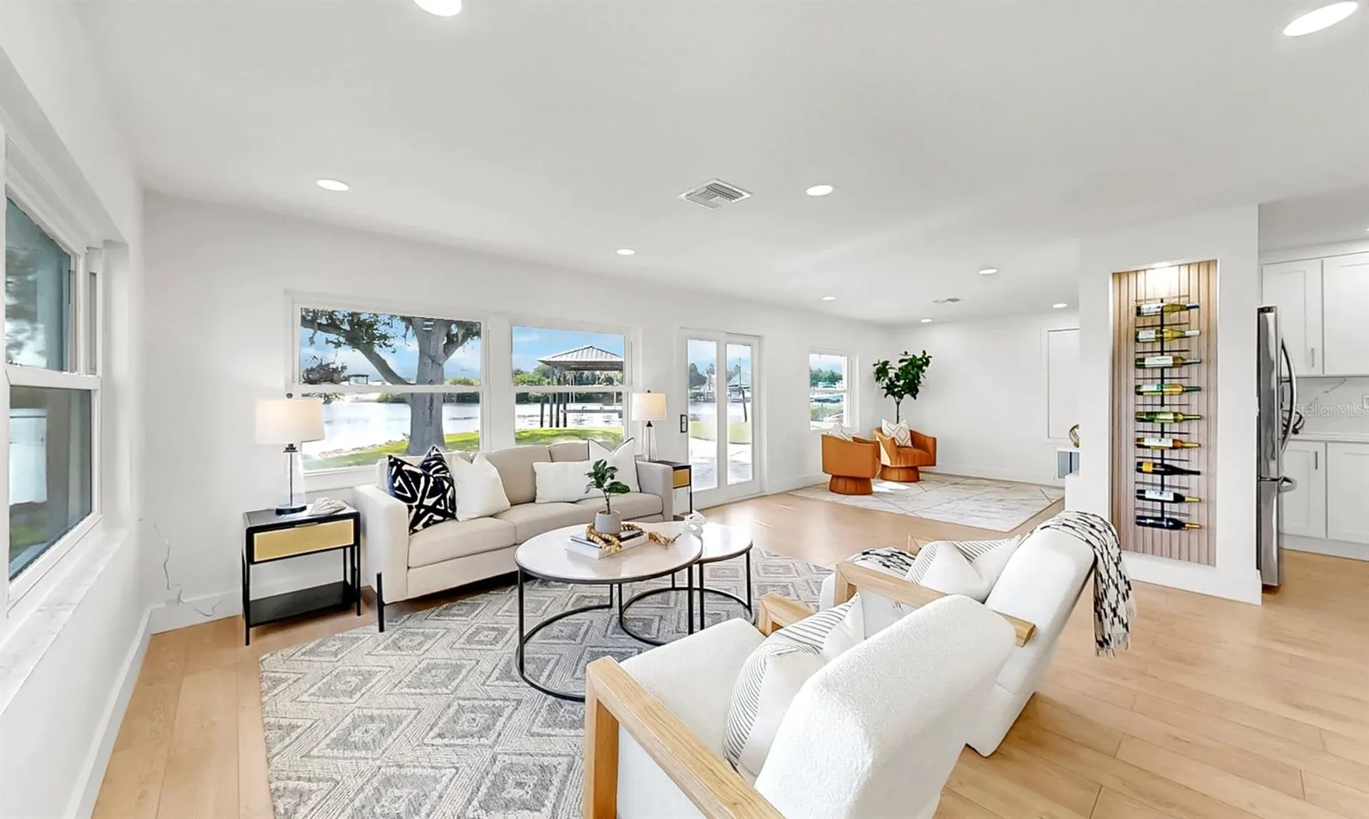 424 Doric Court Tarpon Springs FL 34689