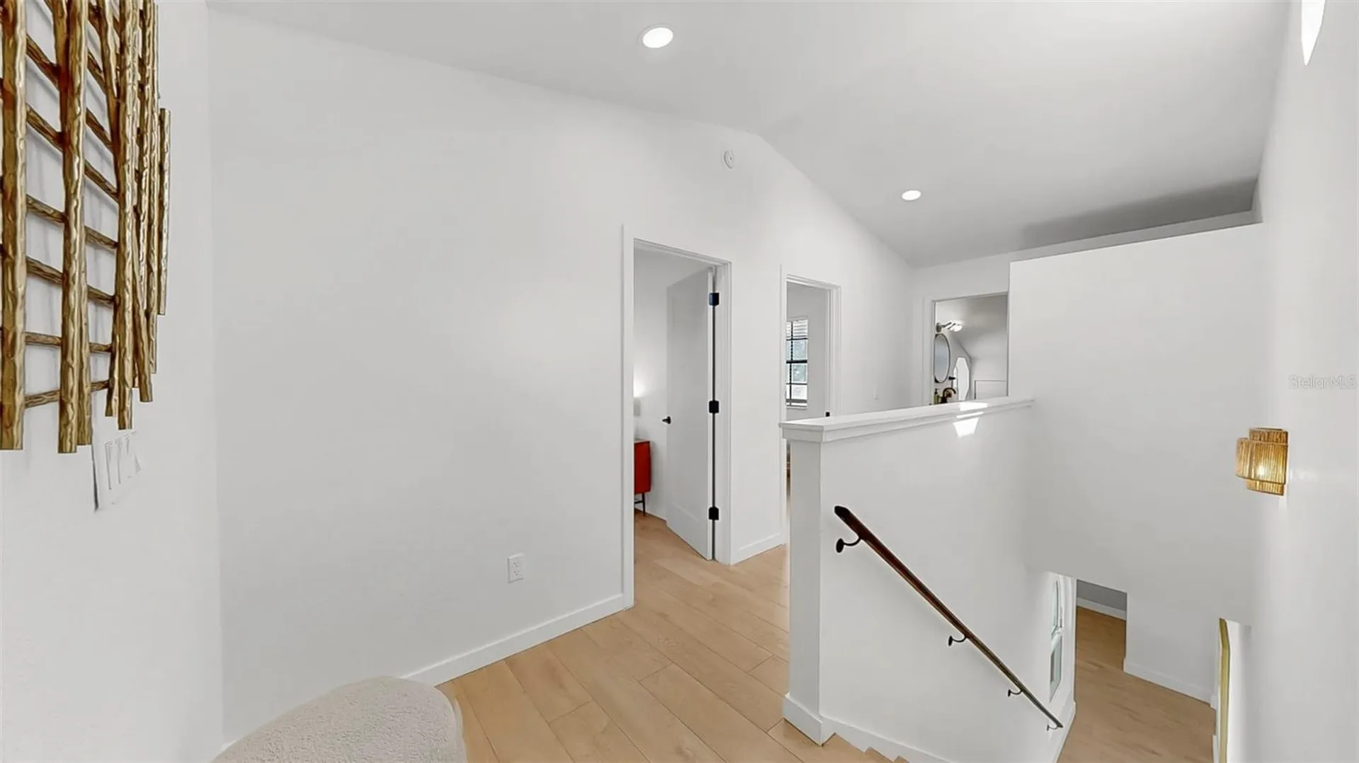 424 Doric Court Tarpon Springs FL 34689