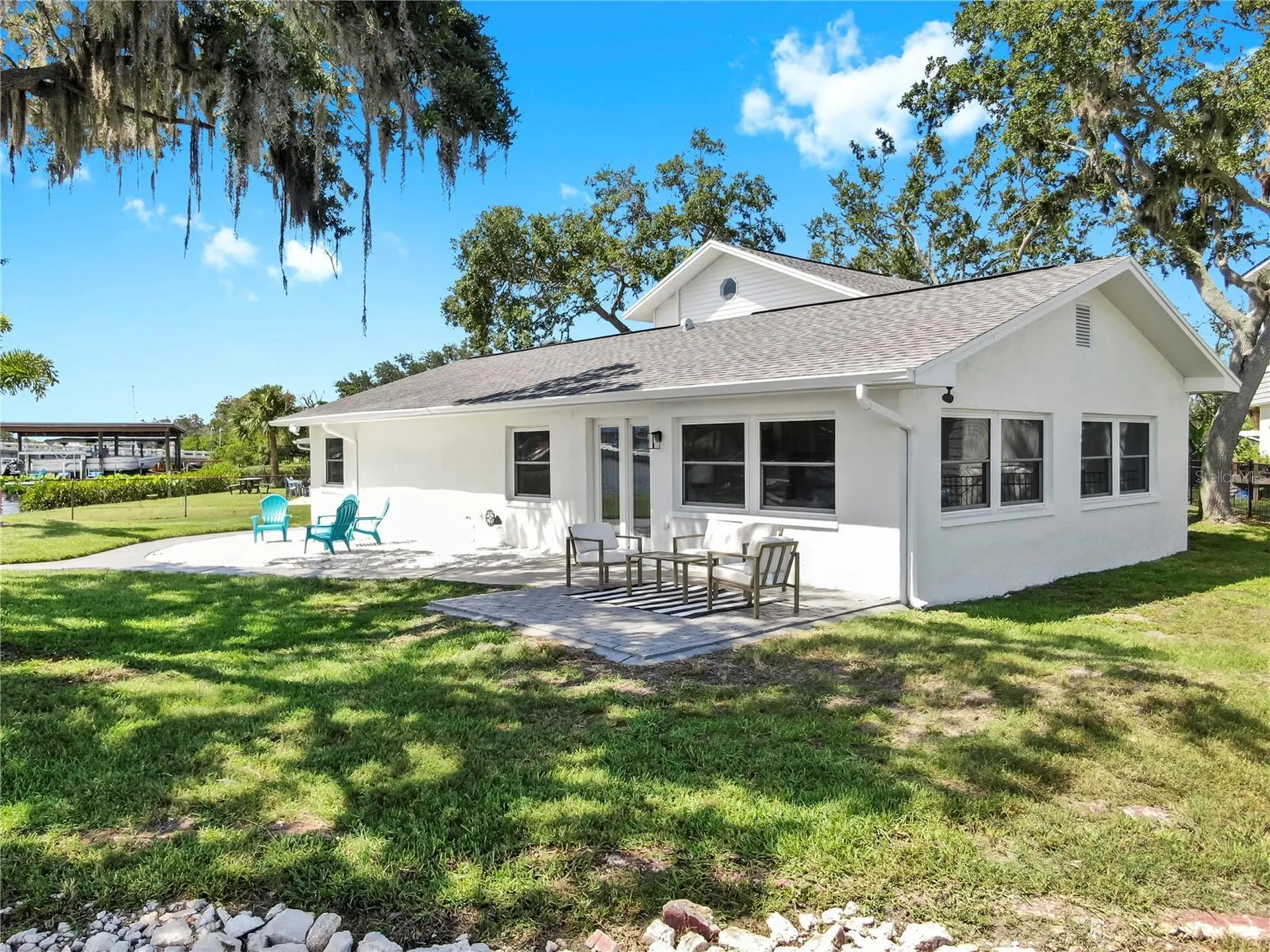 424 Doric Court Tarpon Springs FL 34689