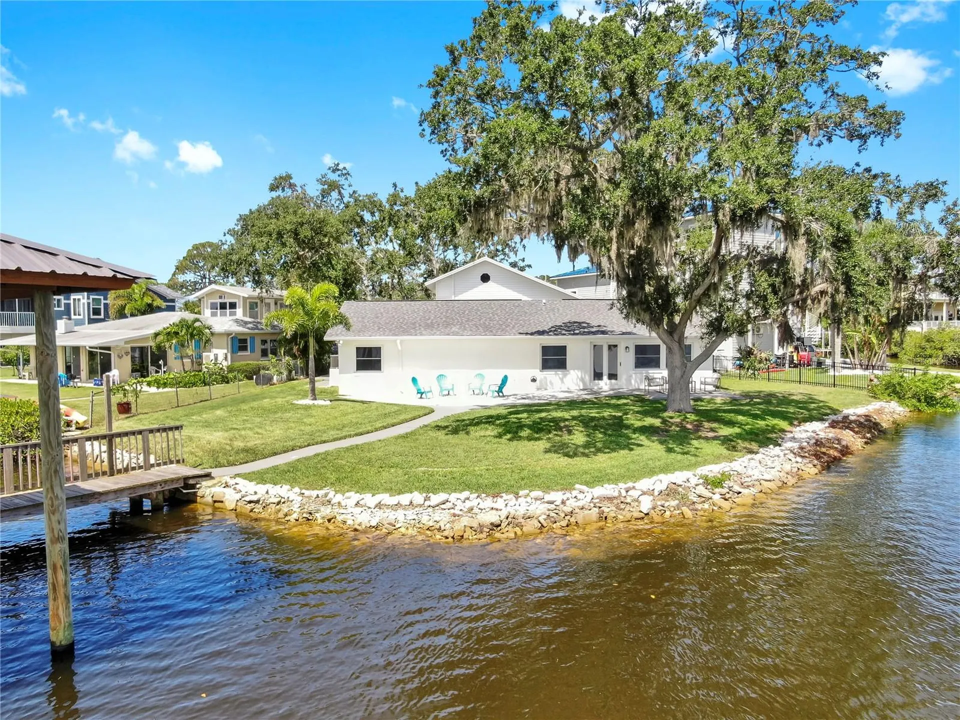 424 Doric Court Tarpon Springs FL 34689