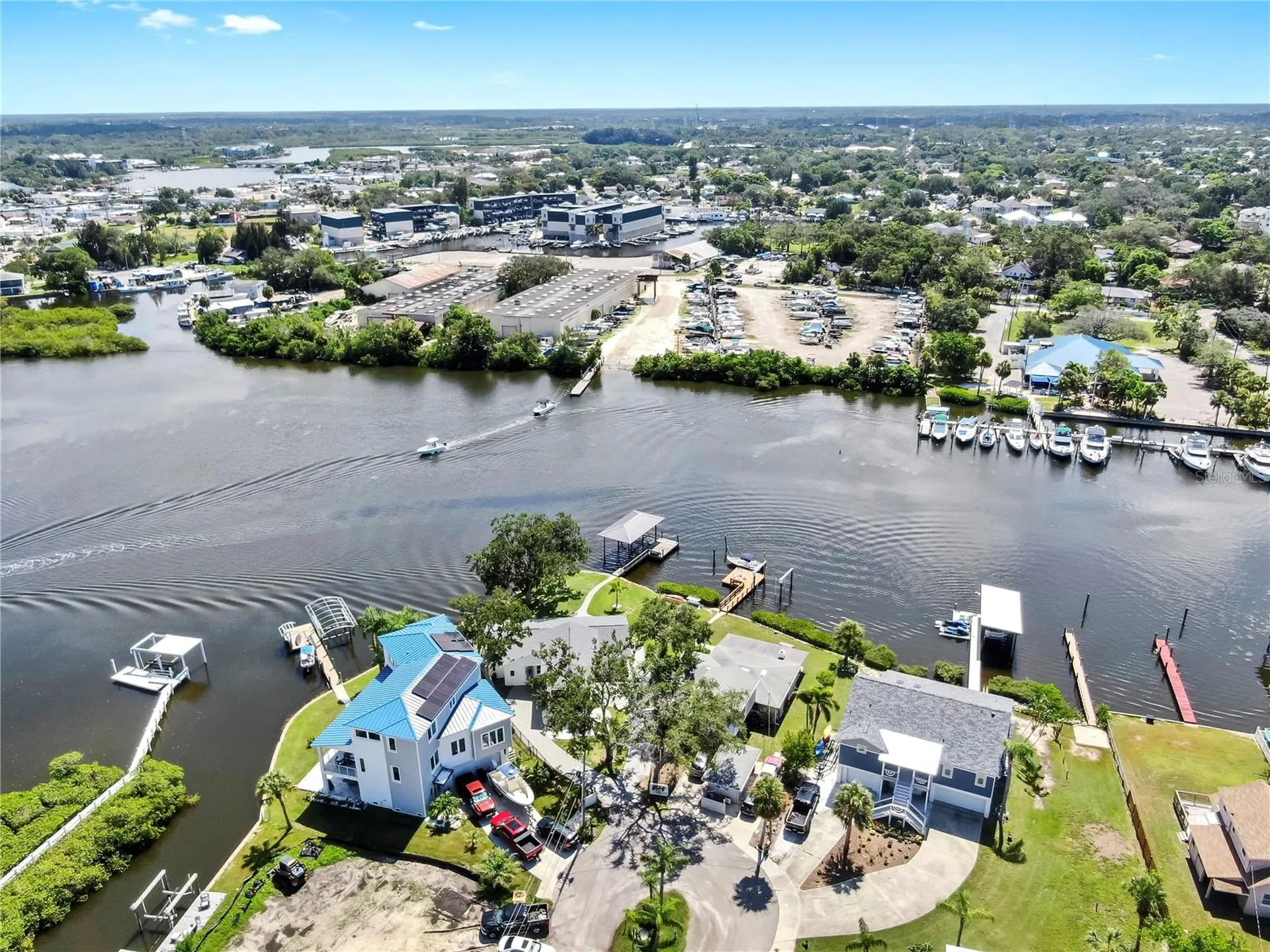 424 Doric Court Tarpon Springs FL 34689